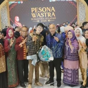 Ketua TP PKK Kabupaten Musi Rawas Hadir Di Ajang fashion show wastra Sumatera Selatan