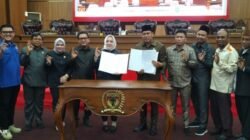 Bupati dan DPRD Musi Rawas Lakukan Penandatangan MoU &amp; Delapan Raperda Disampaikan dalam Paripurna